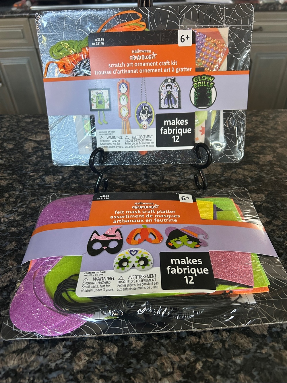 CREATOLOGY HALLOWEEN CRAFT KITS LOT OF 2 NWT